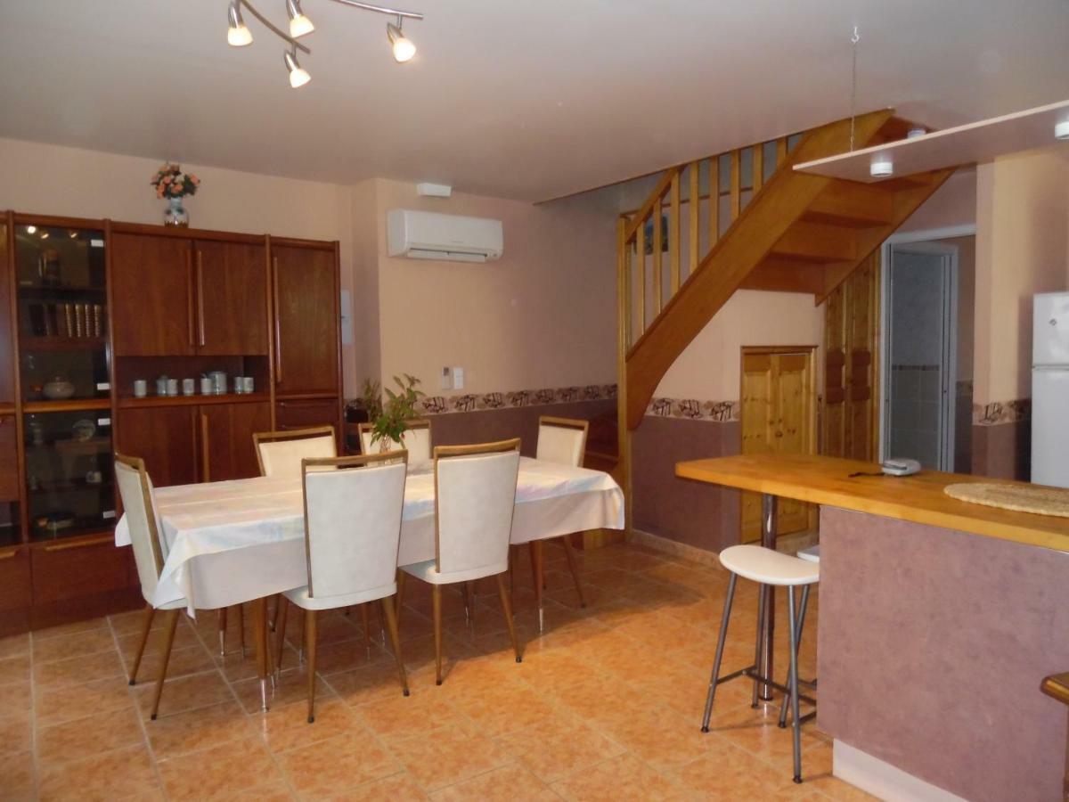 Meuble De La Tour Βίλα Nogent-sur-Seine Εξωτερικό φωτογραφία